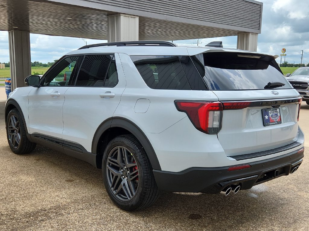 New 2026 Ford Explorer ST w/ Sun And Sound Package AWD/4WD image 23