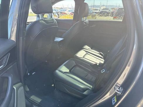 Used 2017 Audi Q7 2.0T Premium AWD/4WD image 6