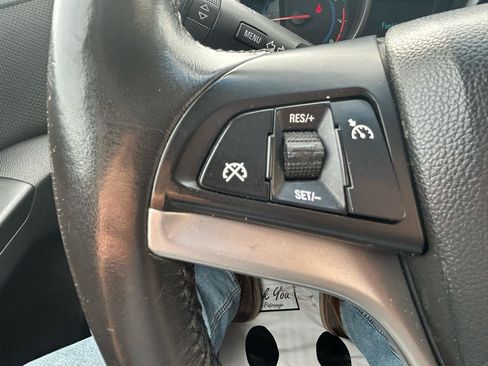 Used 2012 Chevrolet Cruze LT FWD image 17