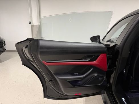 Certified 2022 Porsche Taycan Turbo S AWD/4WD image 31