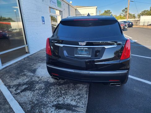 Used 2018 Cadillac XT5 Luxury w/ Driver Awareness Package FWD image 3