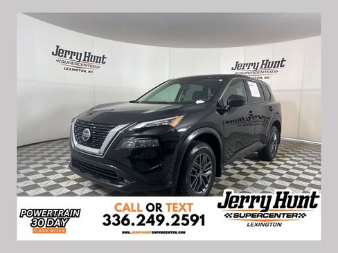 Used 2021 Nissan Rogue S image 1