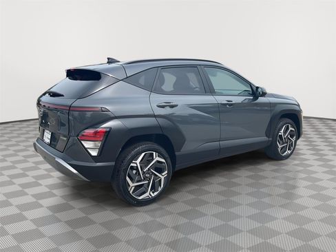 Used 2026 Hyundai Kona SEL Premium AWD/4WD image 5
