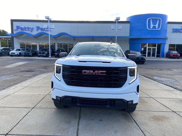 Used 2024 GMC Sierra 1500 Elevation AWD/4WD image 3