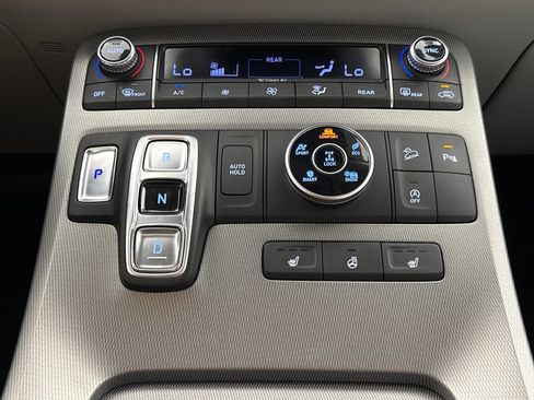 Used 2021 Hyundai Palisade SEL w/ Premium Package AWD/4WD image 21