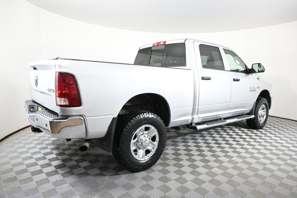Used 2014 RAM 3500 Tradesman w/ Chrome Appearance Group AWD/4WD image 7