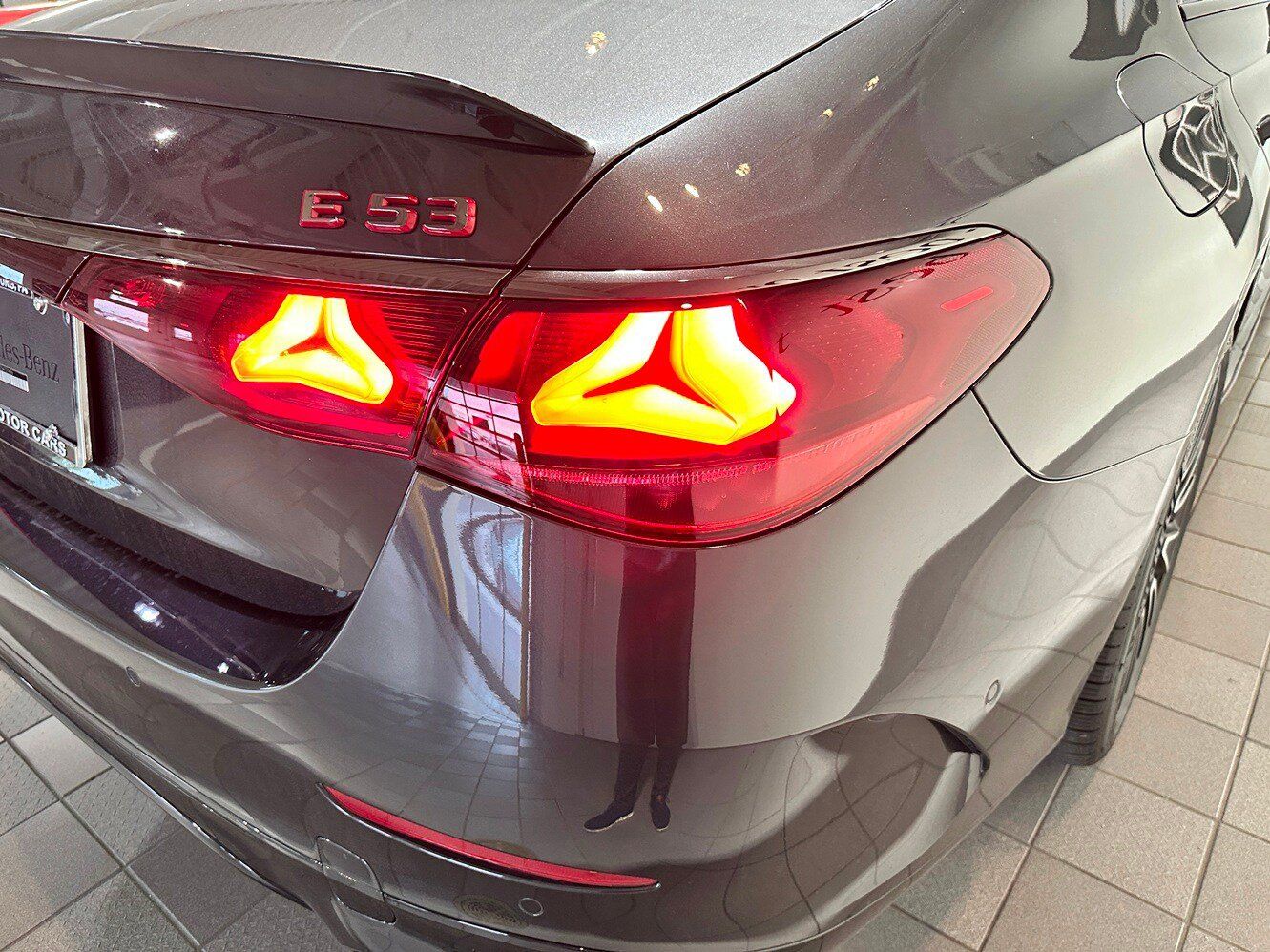 Certified 2025 Mercedes-Benz E 53 AMG e 4MATIC Sedan image 36