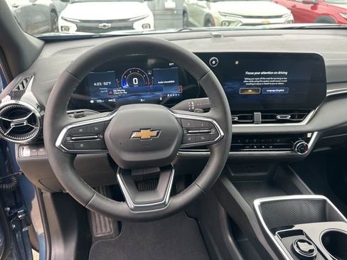 New 2026 Chevrolet Equinox LT AWD/4WD image 14
