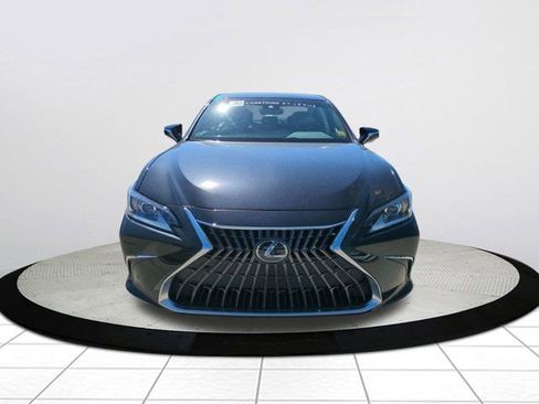Certified 2022 Lexus ES 350 w/ Premium Package image 9