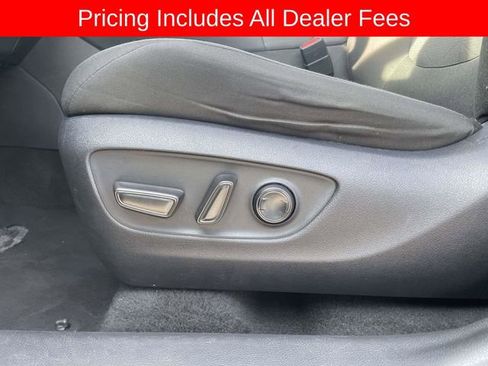 Used 2024 Toyota RAV4 XLE AWD/4WD image 20
