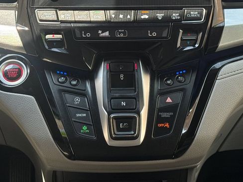 Used 2018 Honda Odyssey Elite image 20