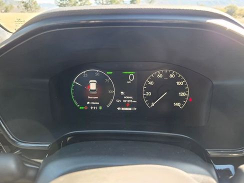 Certified 2025 Honda CR-V Sport Touring image 21