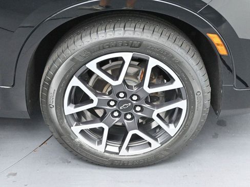 Used 2024 Chevrolet Blazer RS w/ Driver Confidence II Package FWD image 33