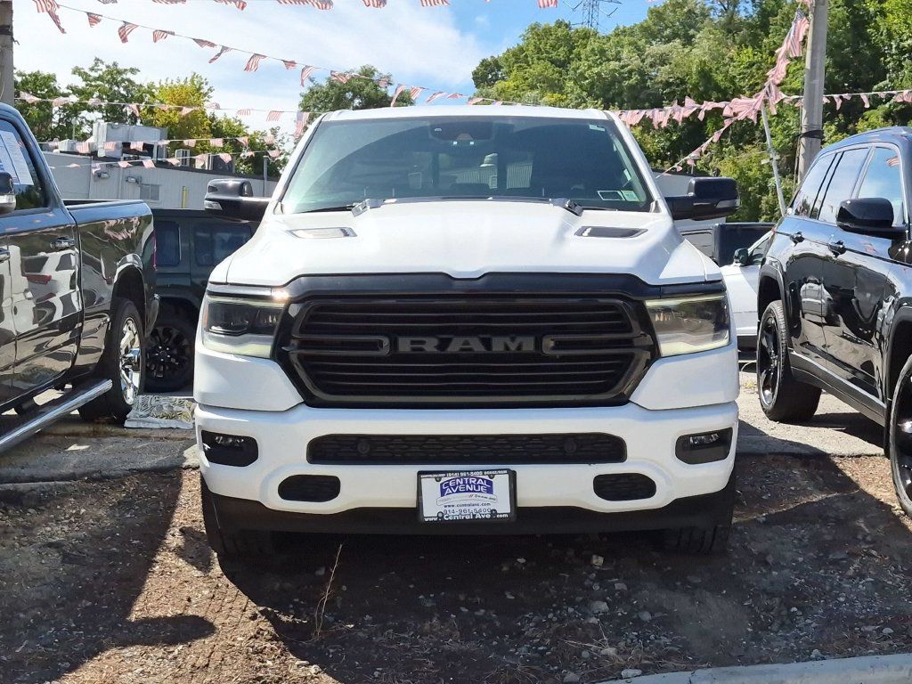 Used 2023 RAM 1500 Laramie AWD/4WD image 2