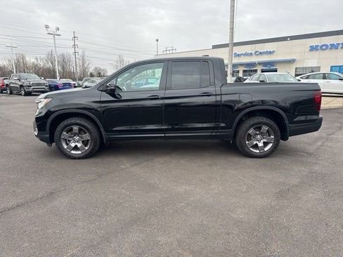 Used 2025 Honda Ridgeline TrailSport image 17