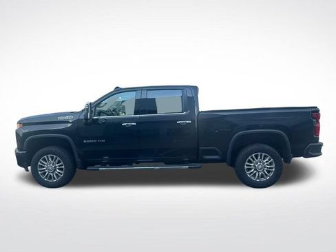 Used 2020 Chevrolet Silverado 2500 High Country w/ Z71 Off-Road Package AWD/4WD image 6