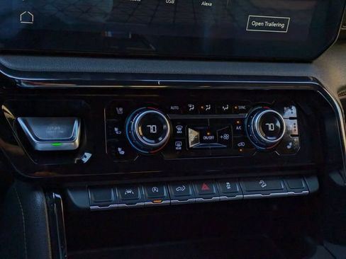 Used 2022 GMC Sierra 1500 AT4 w/ AT4 Preferred Package image 24