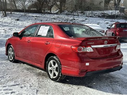 Used 2011 Toyota Corolla S image 21