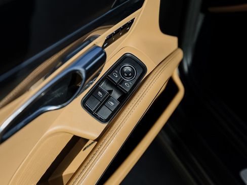 Certified 2017 Porsche 911 Carrera image 23