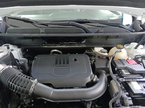 Used 2023 GMC Acadia SLT image 30