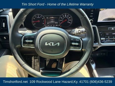 Used 2023 Kia Sorento S w/ Panoramic Sunroof Package AWD/4WD image 18