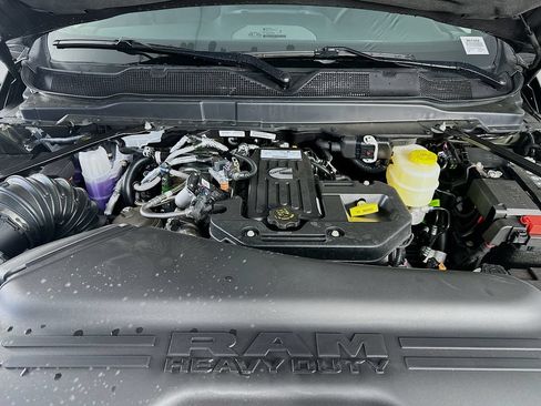 New 2026 RAM 3500 Big Horn AWD/4WD image 17