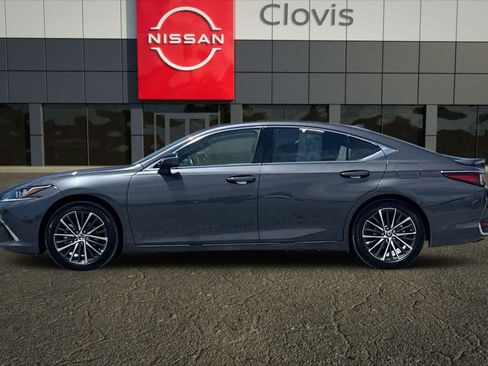 Used 2025 Lexus ES 300h w/ Premium Package FWD image 6