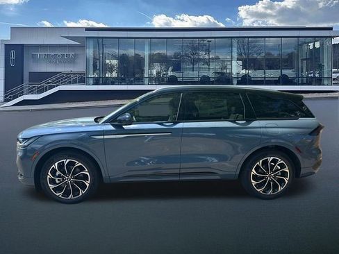 New 2026 Lincoln Nautilus Reserve AWD/4WD image 4