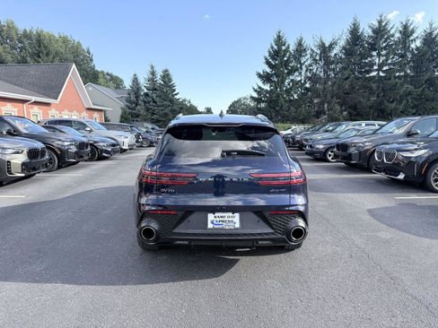 Used 2025 Genesis GV70 3.5T Sport AWD/4WD image 7