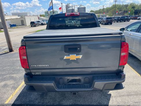 Used 2015 Chevrolet Colorado Z71 image 4