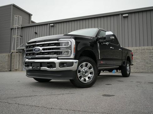 New 2026 Ford F250 King Ranch w/ Chrome Package AWD/4WD image 3