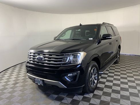 Used 2019 Ford Expedition XLT w/ Equipment Group 202A image 5