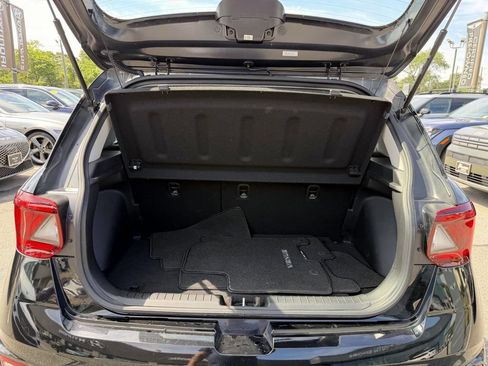 Certified 2023 Hyundai Venue SEL w/ Cargo Package FWD image 13