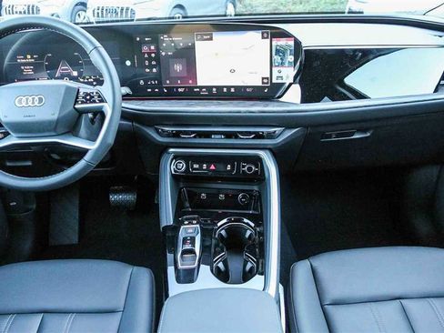 New 2025 Audi Q5 Premium Plus image 13