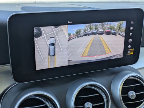 Certified 2022 Mercedes-Benz GLC 300 image 21