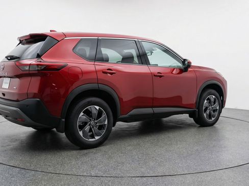 Used 2025 Nissan Rogue SV image 9