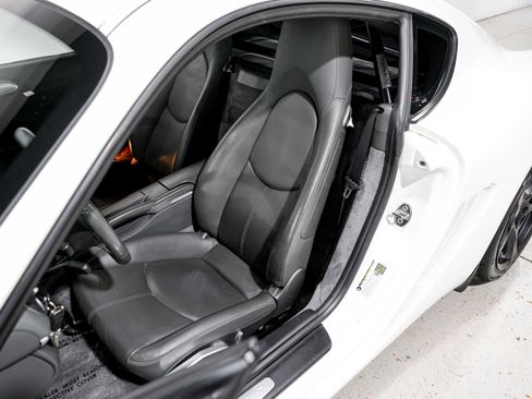 Used 2006 Porsche Cayman S RWD image 18