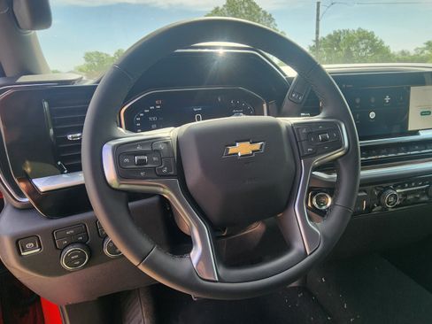 New 2026 Chevrolet Silverado 1500 LT AWD/4WD image 14