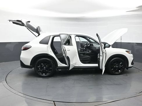 Used 2024 Honda HR-V Sport image 45