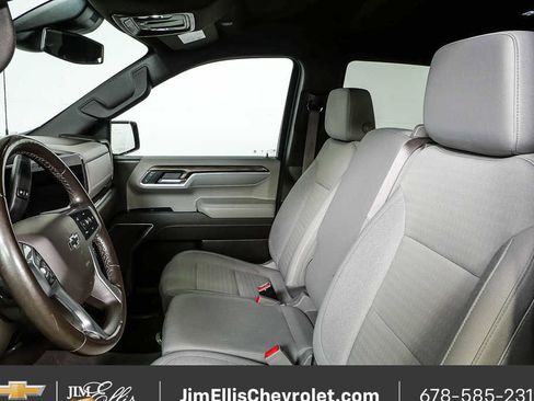 Used 2022 Chevrolet Silverado 1500 RST image 5