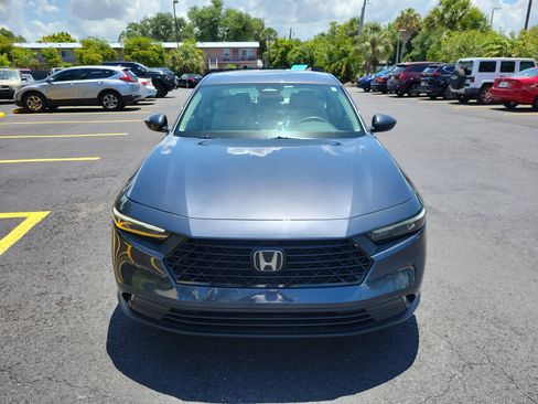 Used 2023 Honda Accord EX image 4
