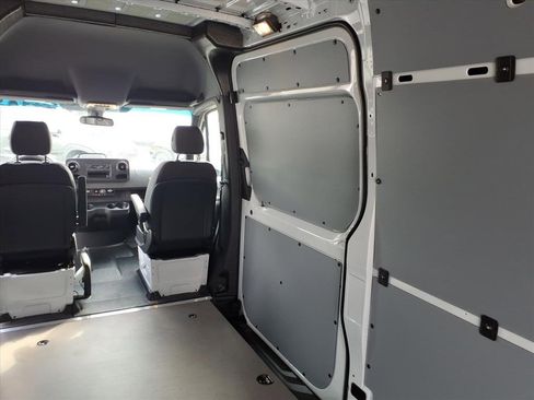 New 2026 Mercedes-Benz Sprinter 2500 image 27