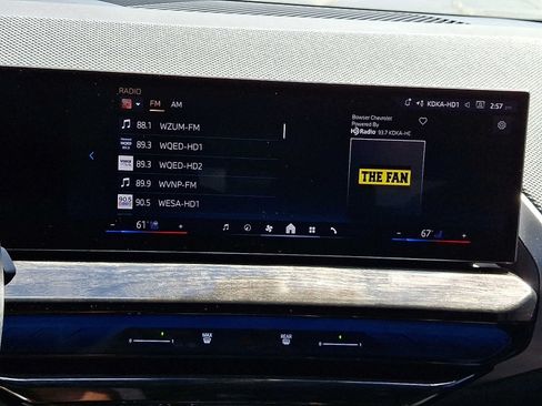 Used 2025 BMW X3 xDrive30i AWD/4WD image 16