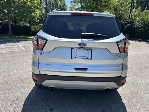 Used 2018 Ford Escape Titanium AWD/4WD image 6