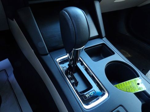 Used 2019 Subaru Outback 2.5i Limited w/ Popular Package #2 image 24