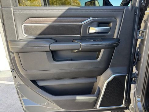 Used 2026 RAM 2500 Laramie w/ Night Edition image 42