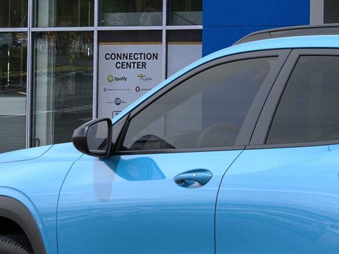 New 2026 Chevrolet Trax RS w/ Driver Confidence Package image 36