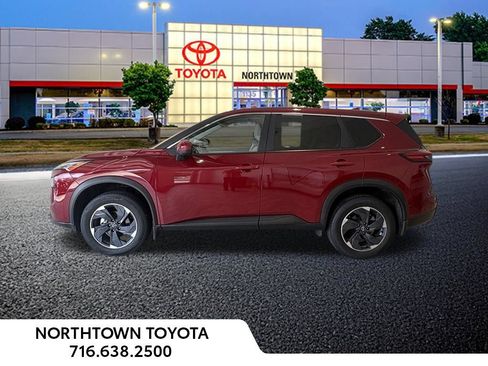 Used 2025 Nissan Rogue SV AWD/4WD image 22