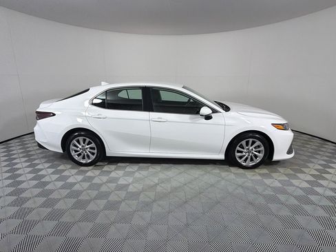 Used 2023 Toyota Camry LE AWD/4WD image 4