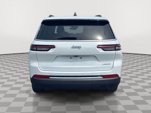 Used 2023 Jeep Grand Cherokee L Laredo RWD image 6